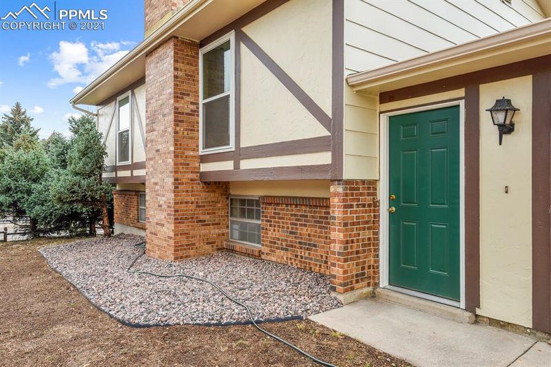 6510 Ashcroft Dr, Colorado Springs, CO 80918