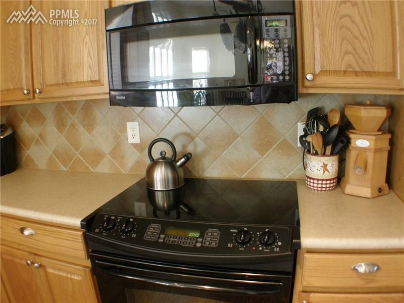 6510 Buckboard Dr, Peyton, CO 80831