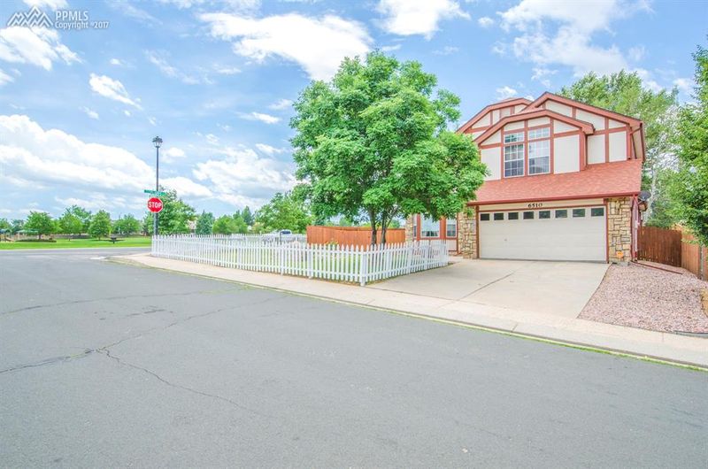6510 Quarter Circle Rd, Colorado Springs, CO 80922