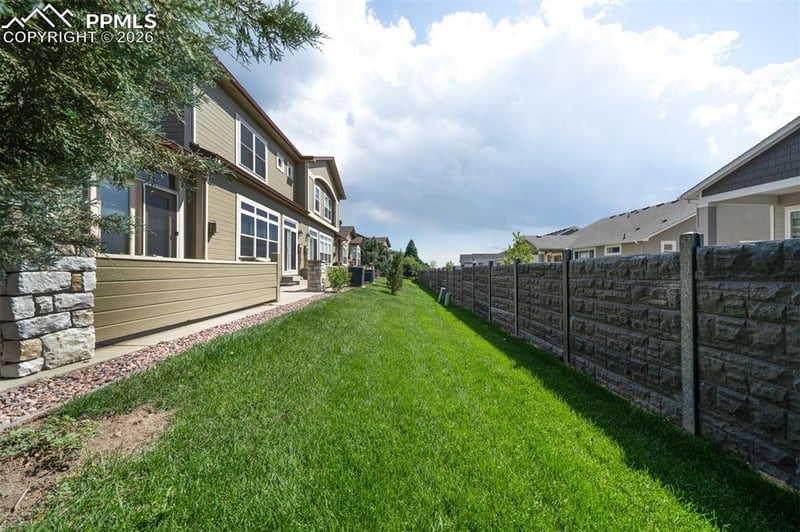 6512 Range Overlook Hts, Colorado Springs, CO 80922