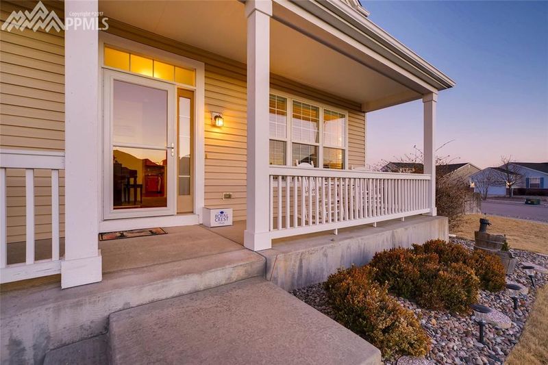 6513 Harvey Ln, Colorado Springs, CO 80923