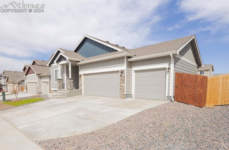 6517 Vedder Dr, Colorado Springs, CO 80925