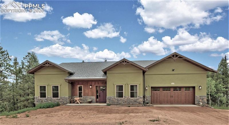 652 Ridge Rd, Divide, CO 80814