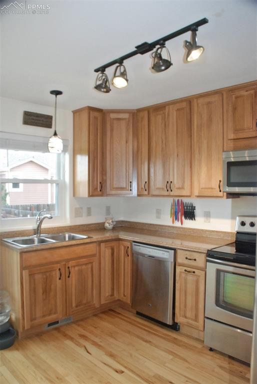 6522 Gelbvieh Rd, Peyton, CO 80831