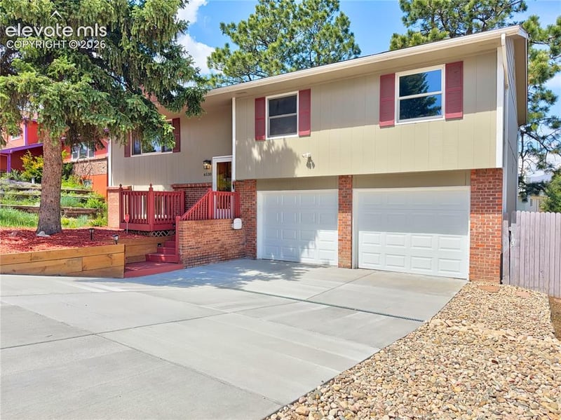 6530 Brook Park Dr, Colorado Springs, CO 80918