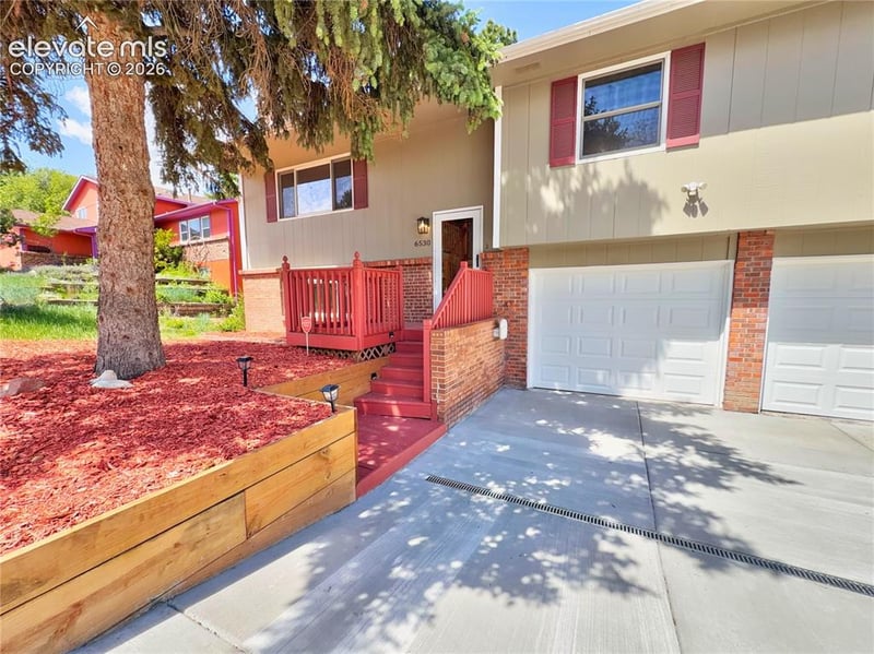 6530 Brook Park Dr, Colorado Springs, CO 80918