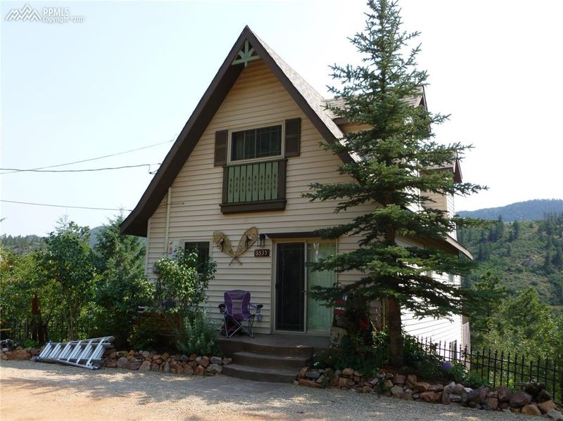 6535 Spruce Ave, Green Mountain Falls, CO 80819