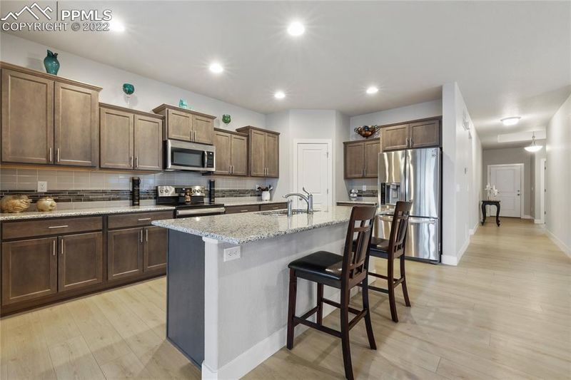 6536 Wolf Gulch Dr, Colorado Springs, CO 80924