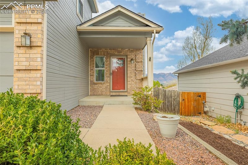 6542 Sproul Ln, Colorado Springs, CO 80918
