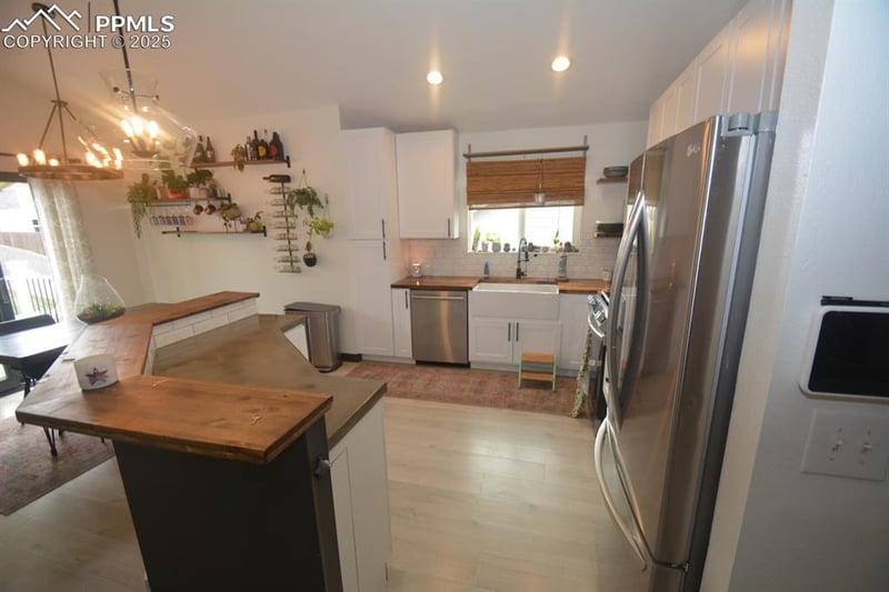 6545 Lindal Dr, Colorado Springs, CO 80915