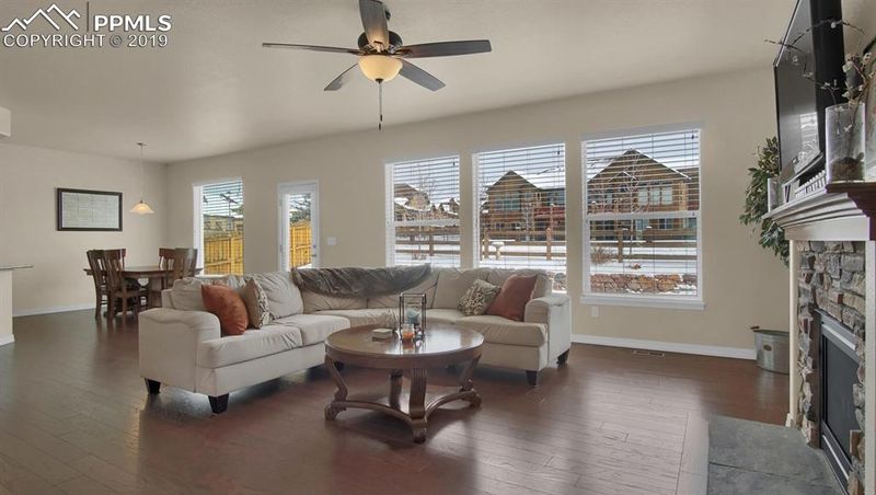 6551 Sawbuck Rd, Colorado Springs, CO 80923