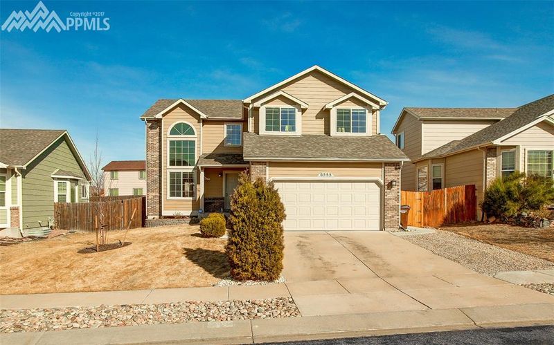 6555 Snowy Range Dr, Colorado Springs, CO 80923