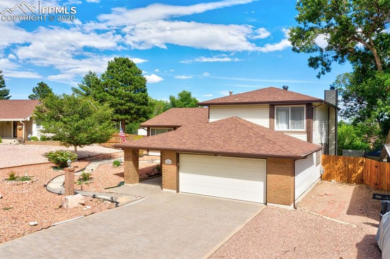 656 Gilcrest Rd, Colorado Springs, CO 80906