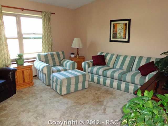 656 Trumbull Ln, Monument, CO 80132