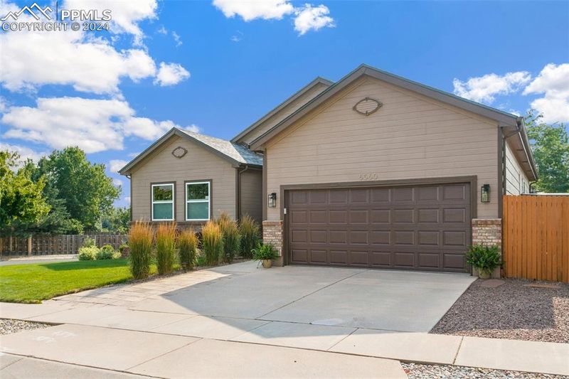 6560 Whistle Bay Dr, Colorado Springs, CO 80923