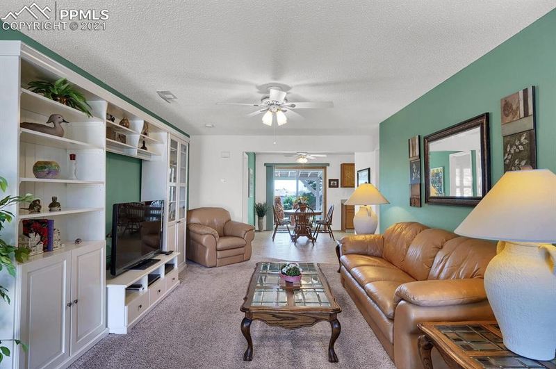 6561 Cache Dr, Colorado Springs, CO 80923