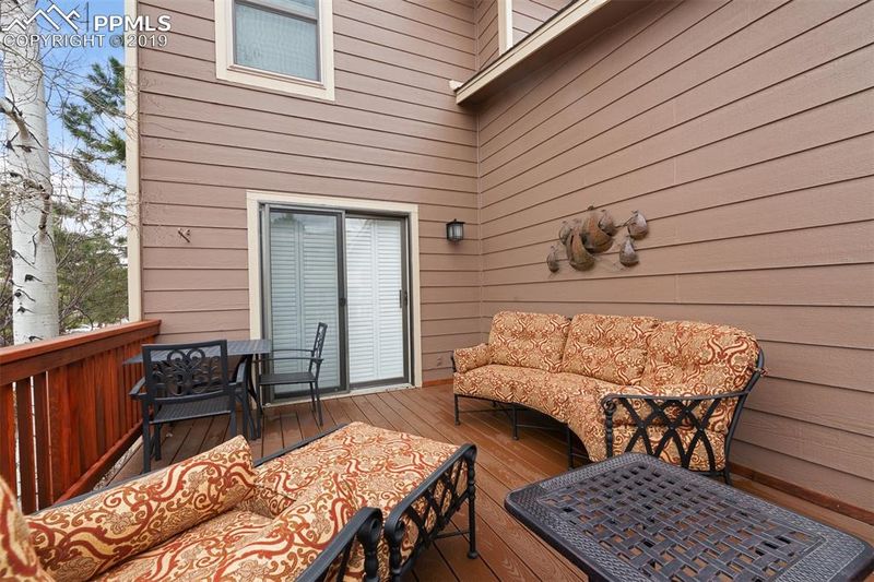 6562 Foxdale Cir, Colorado Springs, CO 80919