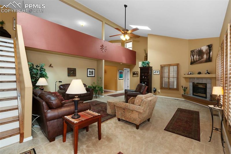 6562 Foxdale Cir, Colorado Springs, CO 80919