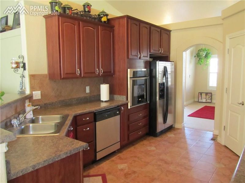 6570 Latah Ln, Colorado Springs, CO 80911