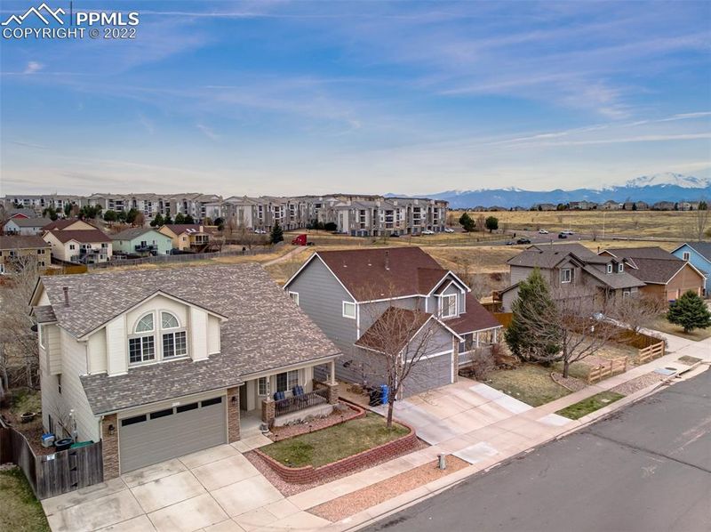 6572 Snowy Range Dr, Colorado Springs, CO 80923