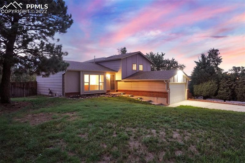 6580 Charter Dr, Colorado Springs, CO 80918