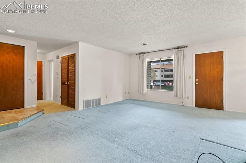 6580 Delmonico Dr #204, Colorado Springs, CO 80919