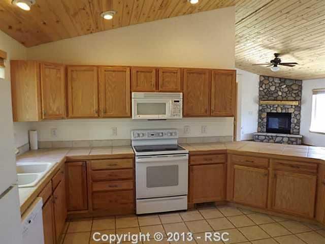 66 Red Cloud Rd, Woodland Park, CO 80863