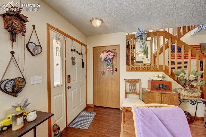 660 Fleming St, Colorado Springs, CO 80911
