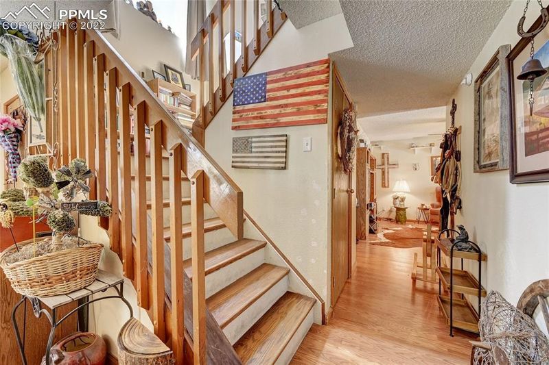 660 Fleming St, Colorado Springs, CO 80911