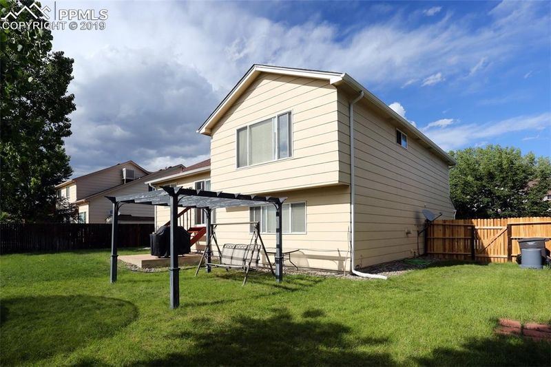 660 Golden Eagle Dr, Colorado Springs, CO 80916