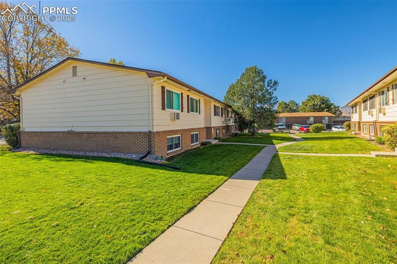 6602 Dublin Loop #1, Colorado Springs, CO 80918