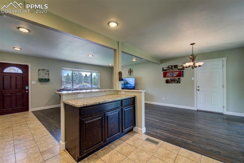 6605 Ocean Ave, Colorado Springs, CO 80911