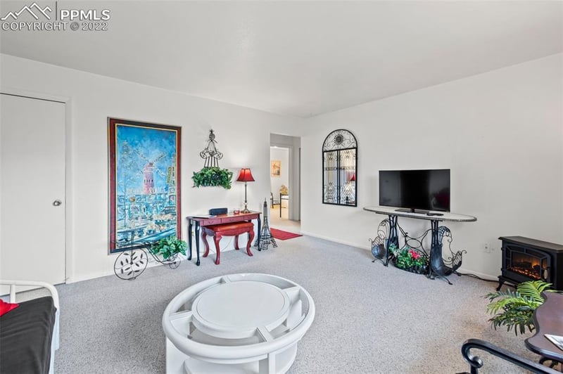 6609 Dublin Loop #4, Colorado Springs, CO 80918