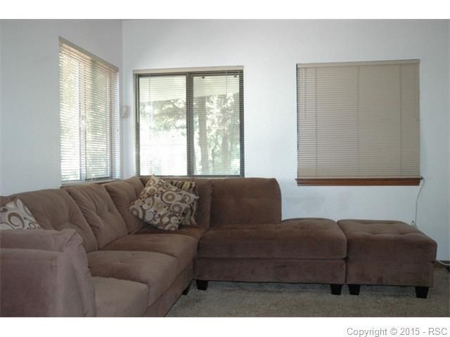 6610 Lonsdale Dr, Colorado Springs, CO 80915