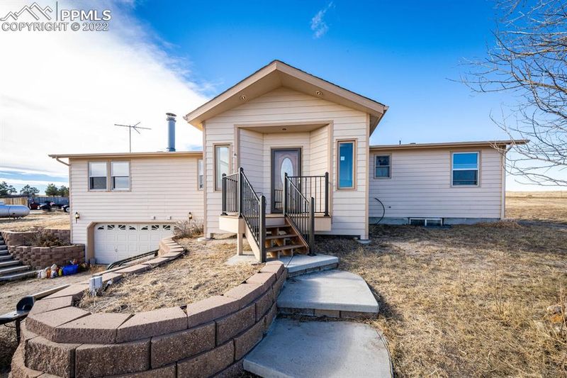 6610 Outback Cir, Kiowa, CO 80117