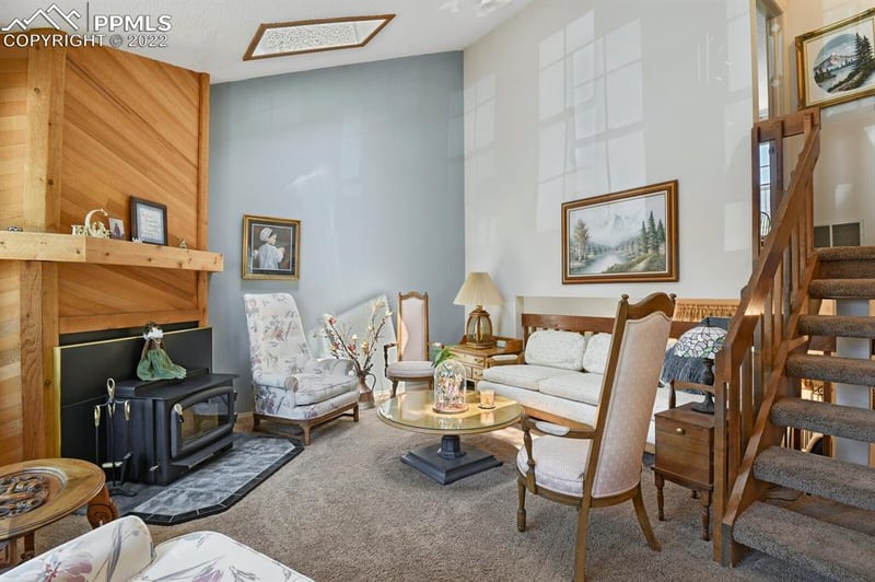6611 Warbler Ln, Colorado Springs, CO 80919