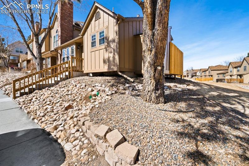 6611 Warbler Ln, Colorado Springs, CO 80919