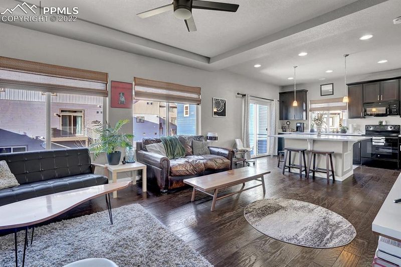 6612 Thicket Pass Ln, Colorado Springs, CO 80927