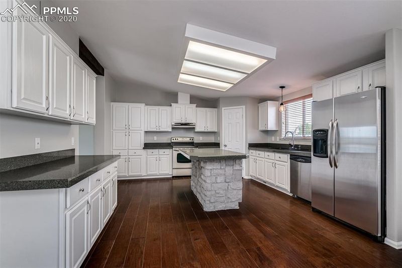 6615 Pfost Dr, Peyton, CO 80831