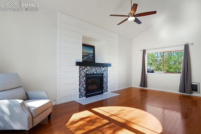 6616 Sleeping Giant Dr, Colorado Springs, CO 80923