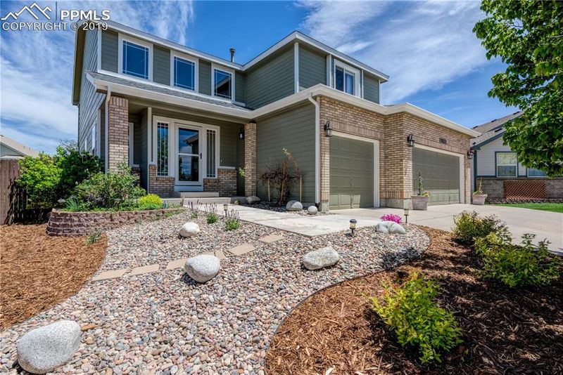 6617 Whistle Bay Dr, Colorado Springs, CO 80923