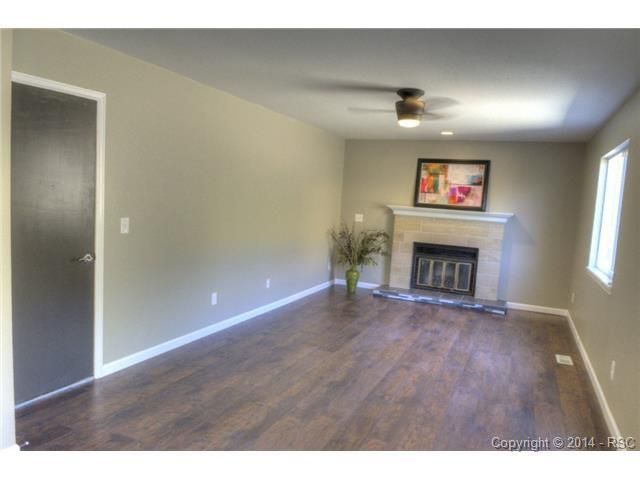 662 Crosstrail Dr, Colorado Springs, CO 80906