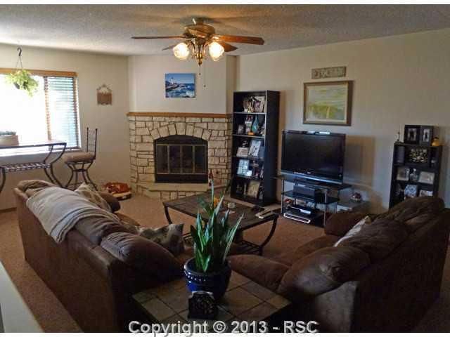 662 Gilcrest Rd, Colorado Springs, CO 80906