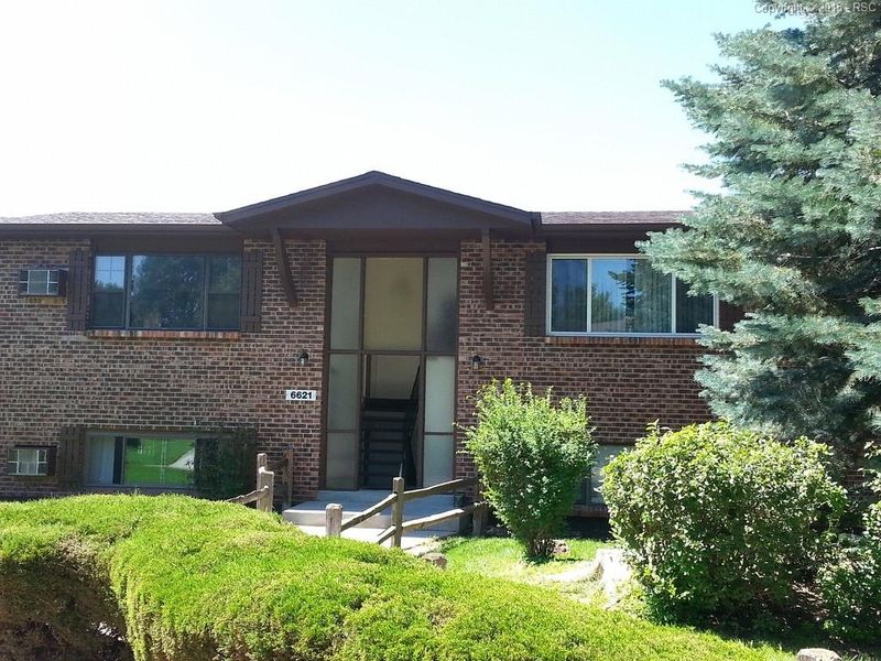 6621 W Dublin Loop #1, Colorado Springs, CO 80918