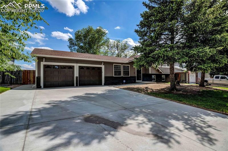 6625 Athletic Ave, Colorado Springs, CO 80911