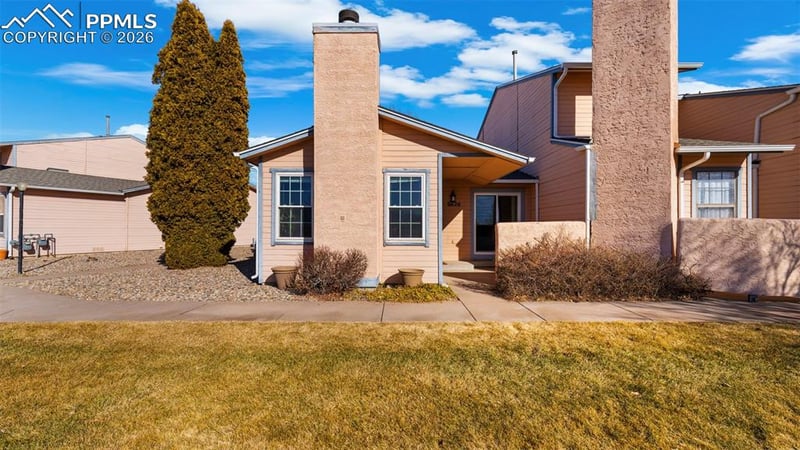 6626 Bobtail Dr, Colorado Springs, CO 80911