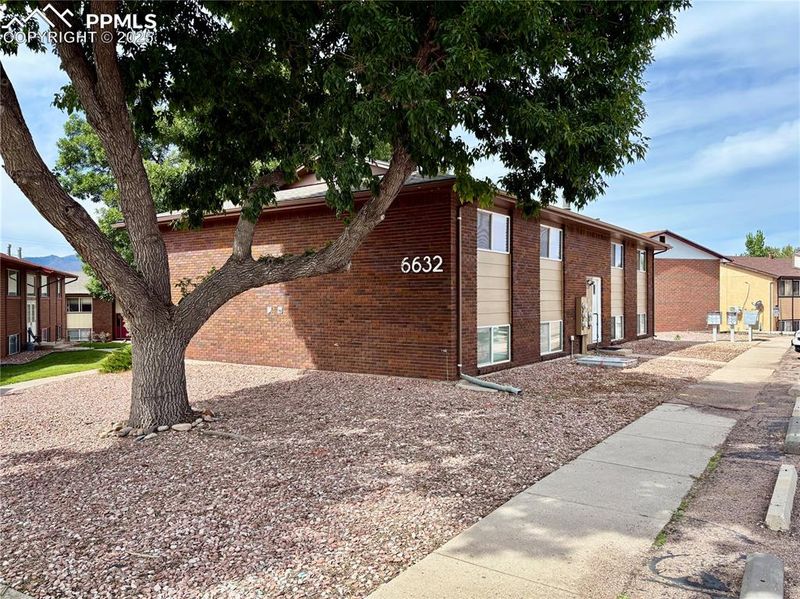 6632 W Dublin Loop, Colorado Springs, CO 80918