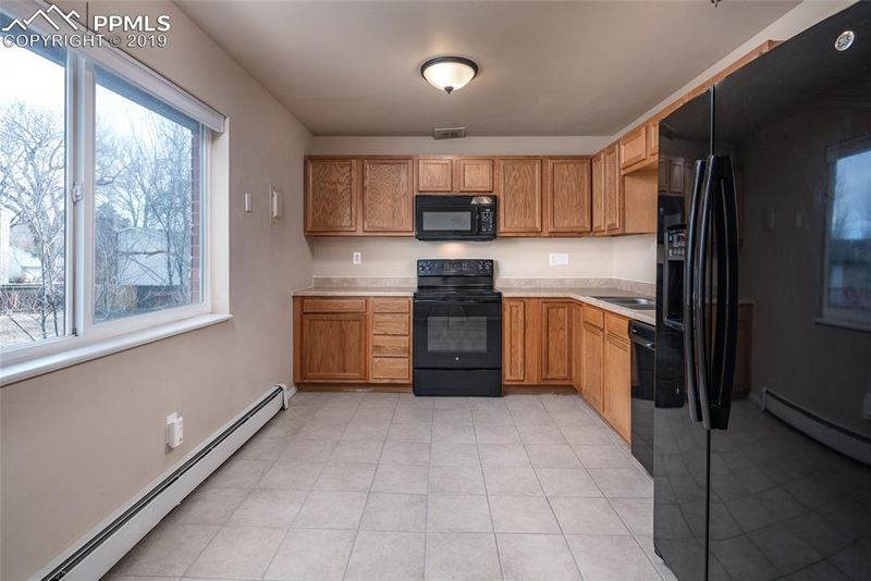 6633 W Dublin Loop #3, Colorado Springs, CO 80918