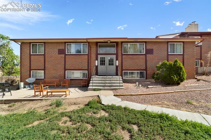 6636 W Dublin Loop, Colorado Springs, CO 80918