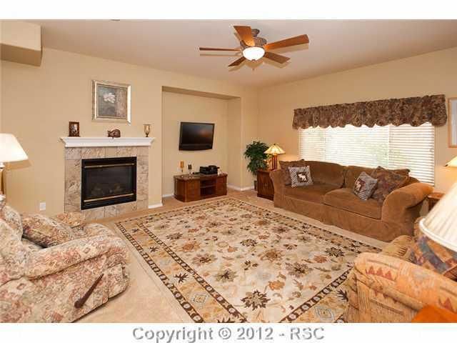 6636 Finecrest Dr, Colorado Springs, CO 80923